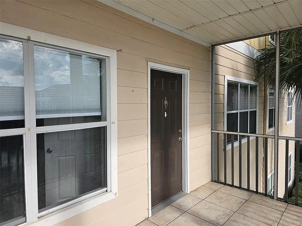 3 bed, 2.0 bath, 1288 sqft, $1,700 — Photo 4