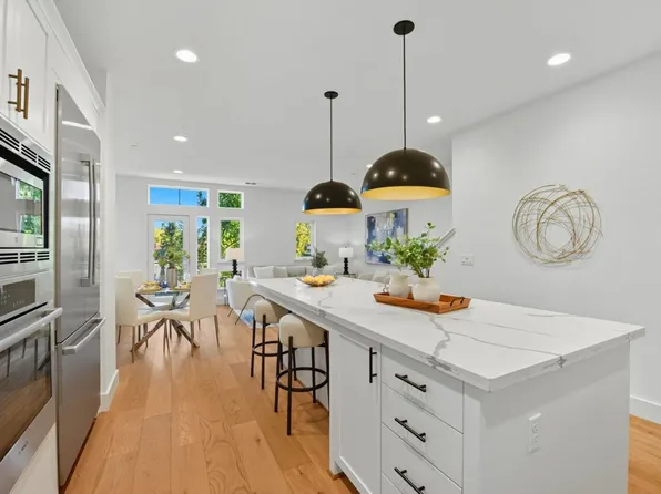 39193 State St, Fremont, CA 94538