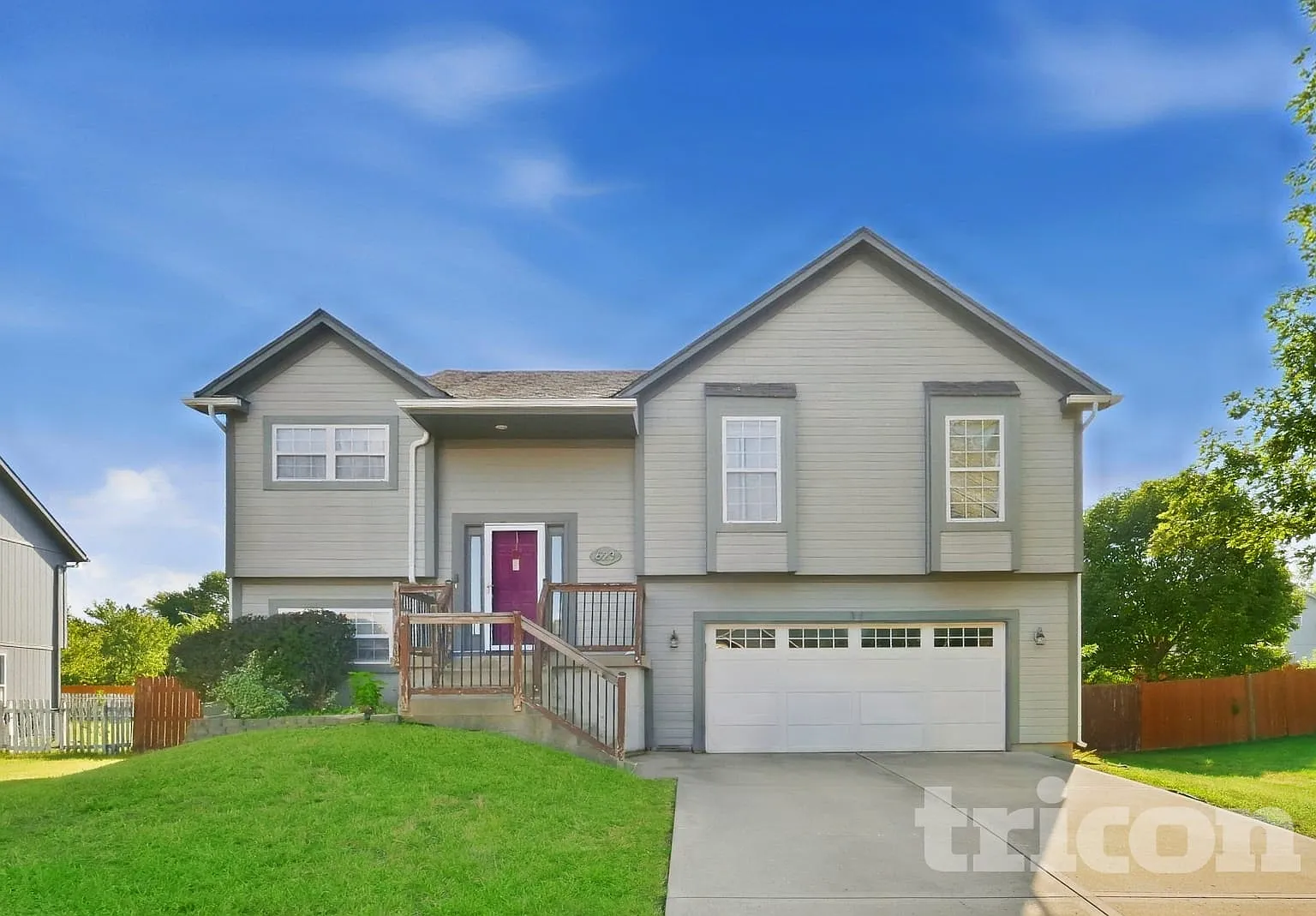 623 S Pine St Gardner KS — Photo 1