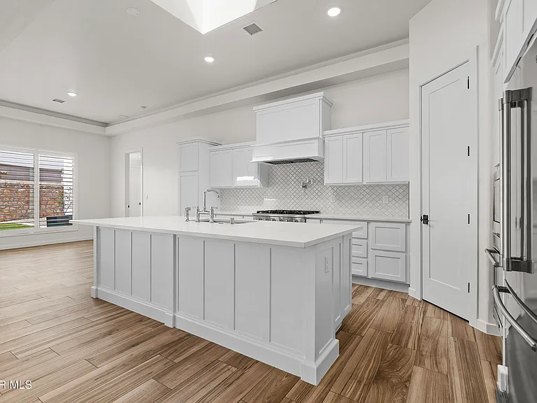 13637 Chepstow Ct — Photo 11