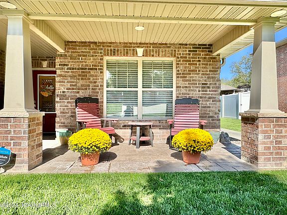 3rd image of 810 Jace Dale Ct