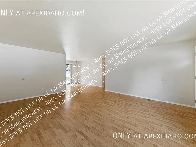 3851 S North Church Pl — Photo 4