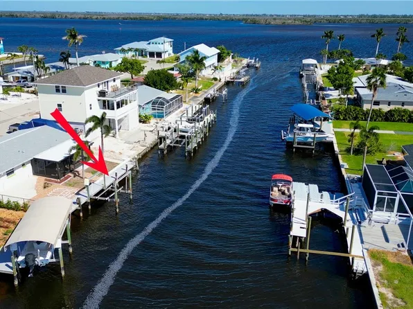 2849 Cheryl St, Matlacha, FL 33993