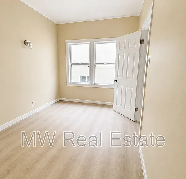 4017 W 28th St #9 — Photo 1