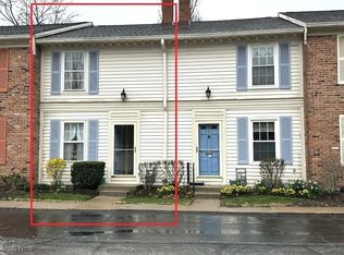 723 Trevitt Cir, Cleveland, OH 44143