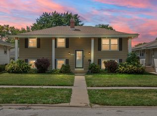 17830 Ridgewood Ave, Lansing, IL 60438