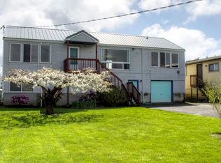 15575 Liars Rd, Nehalem, OR 97131