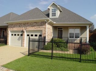4 Savannah Cir, Brandon, MS 39047