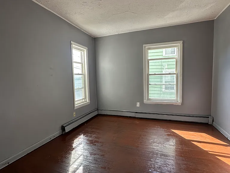 720 Lisbon St #2 — Photo 3