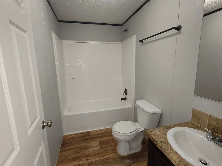 16 Burr Oak Dr — Photo 6