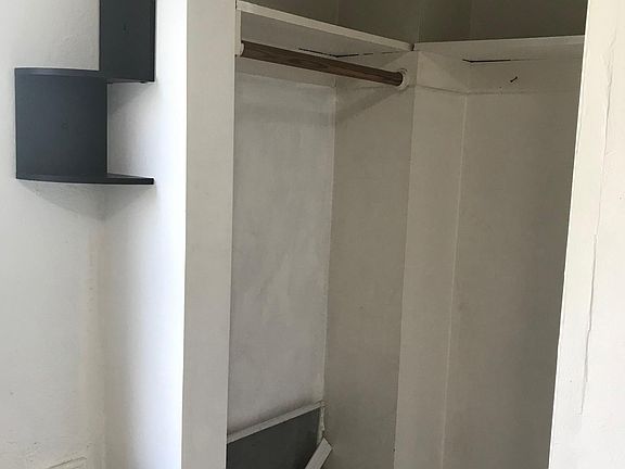 5th image of 102 E 14th Ave #2