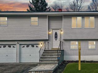 277 Barleau St, Brentwood, NY 11717