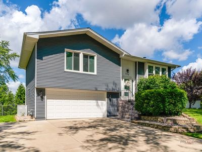 820 Quincy Dr, Roselle, IL, 60172