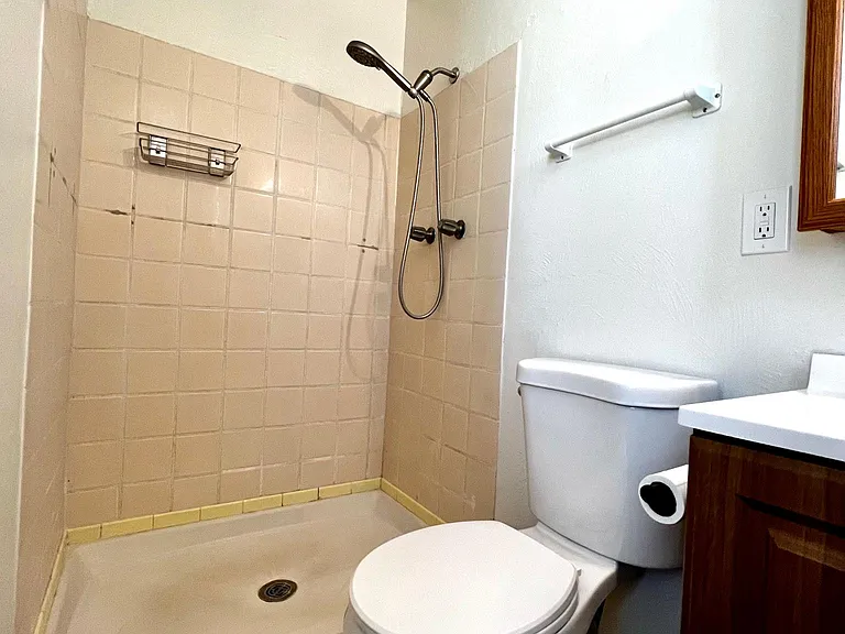 8024 E Victoria Dr — Photo 20