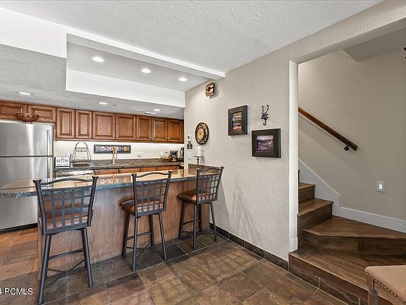 5th image of 1415 Lowell Ave #356