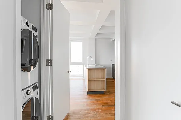 Rented by ERNY LLC | media 9