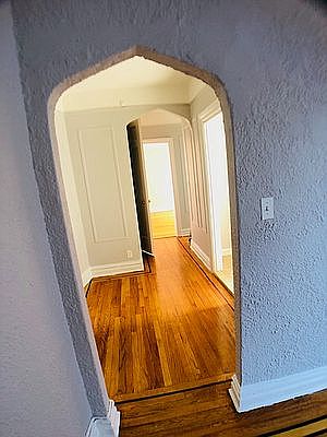 2nd image of 724 E 27th St #59