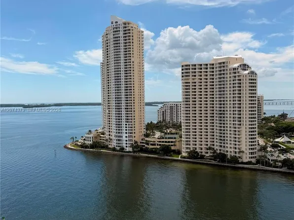 335 Biscayne Blvd, Miami, FL