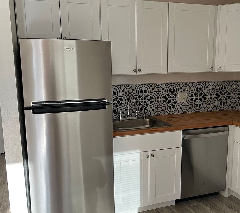 2nd image of 679 Kiley Ave APT 6