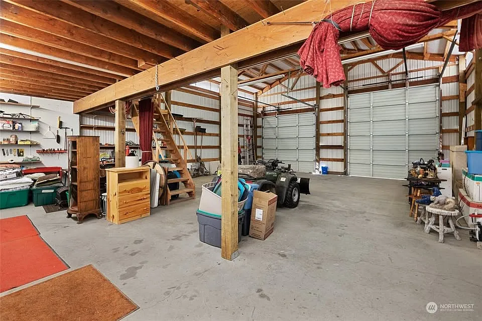 Studio, 1000 sqft, $550 — Photo 4