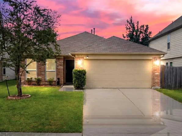 9951 Chimney Swift Ln, Conroe, TX 77385
