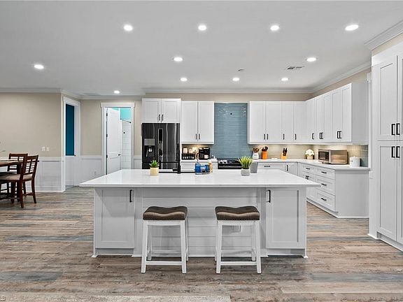 3rd image of 17544 Taylor DR