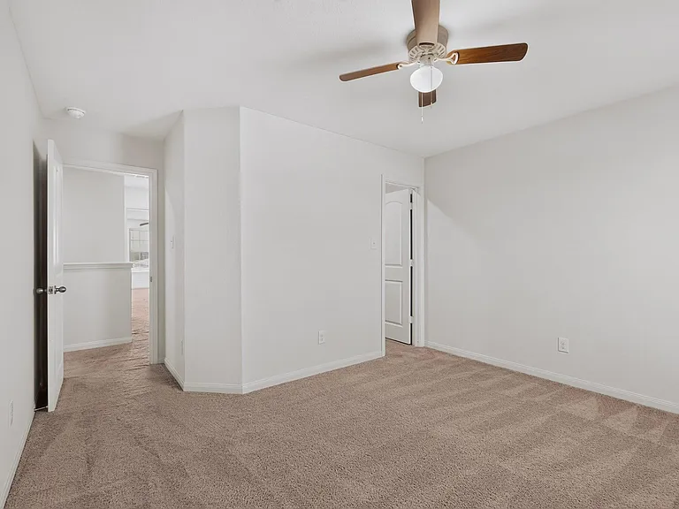 1382 Breanna Ln — Photo 26