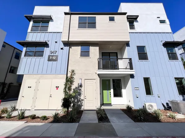 947 N Divino Privado #12, Ontario, CA 91764