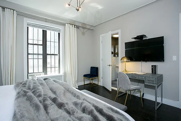Rented by Bedrose | media 46