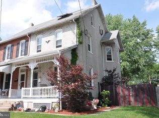 517 Race St, Perkasie, PA