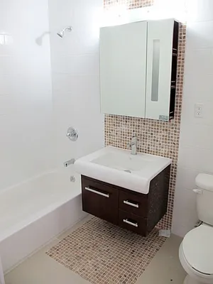 Rented by MNS | media 10