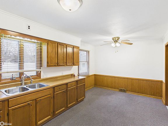 4th image of 909 S 7th St