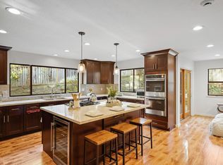 221 Jones Rd, Los Gatos, CA 95030