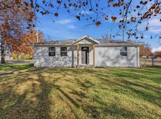 640 Frey Dr, Manhattan, KS 66502