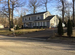 53 Wiltshire Dr, Lincolnshire, IL