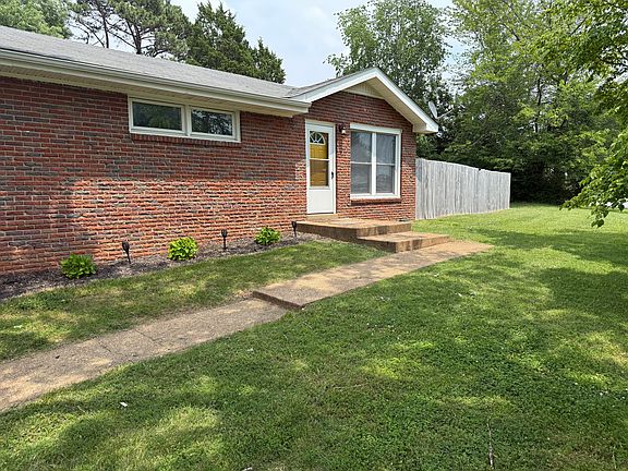 2nd image of 2501 Timberwood Dr