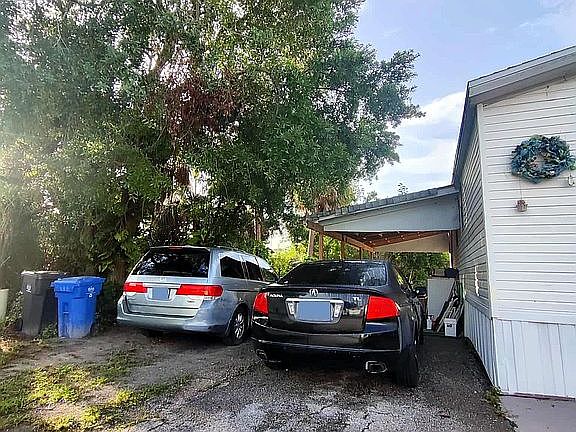 FRONT LEFT SIDE - CAR PORT