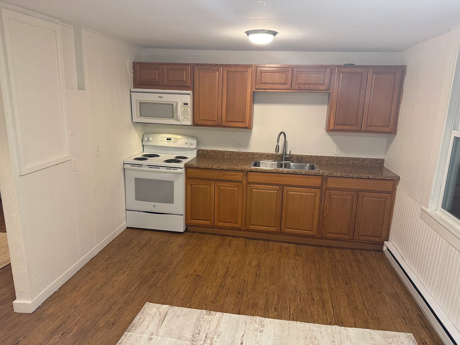 2 bed, 800 sqft, $1,650 — Photo 1
