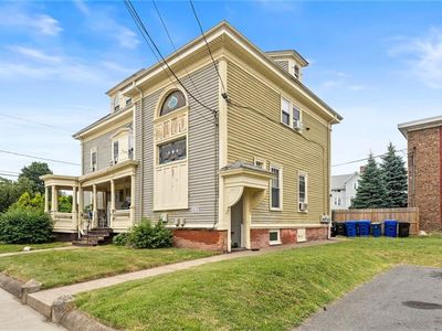 133 Cottage St, Pawtucket, RI, 02860