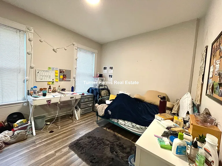 45 Crescent Ave #1R — Photo 10