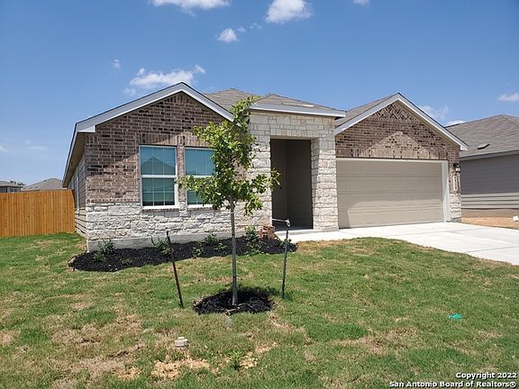4th image of 2728 Coral Valley