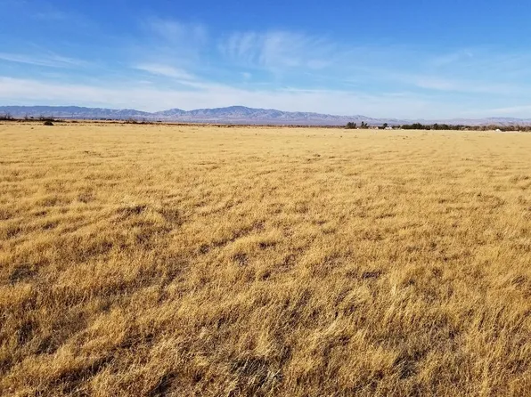 W West Avenue G, Lancaster, CA 93536