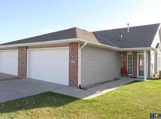2356 Cedar Cove Rd, Lincoln, NE 68507