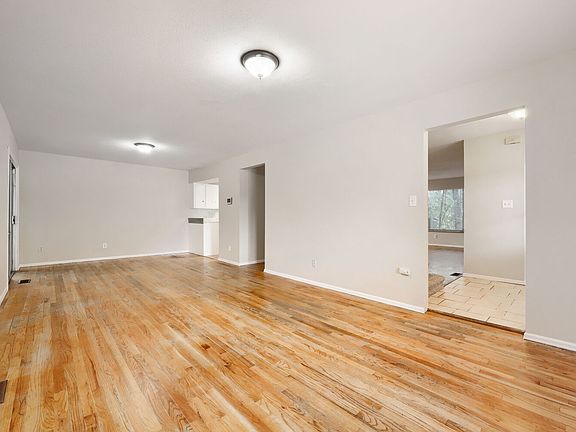 5th image of 53 McBurney Blvd