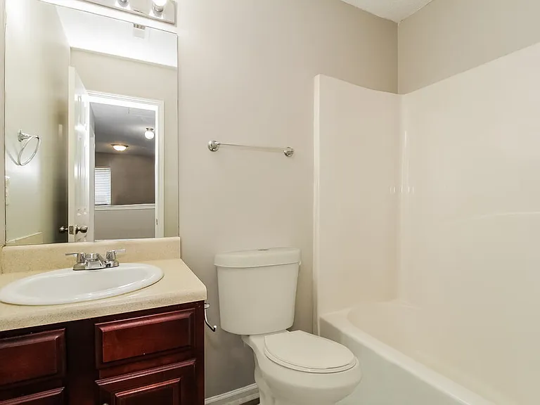 2264 Crossrail Dr — Photo 16