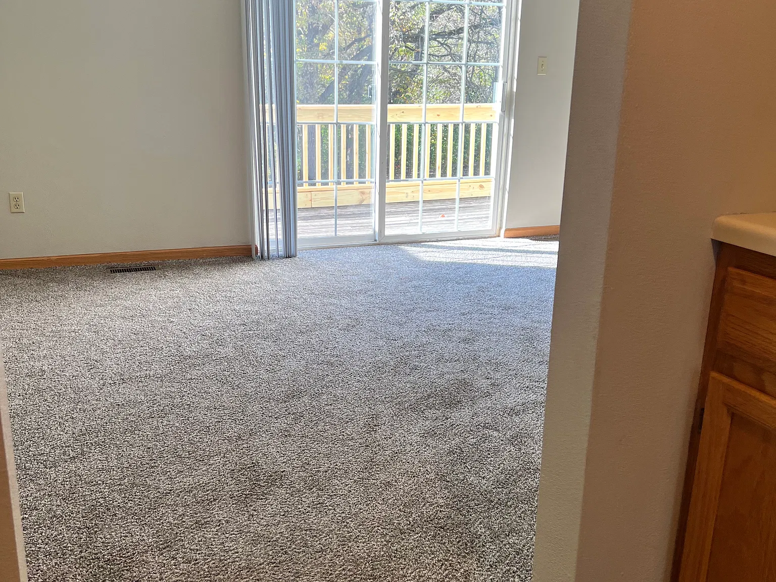 2 bed, 1.5 bath, 1200 sqft, $1,675 — Photo 4