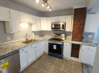 303 Clement St, Radford, VA 24141