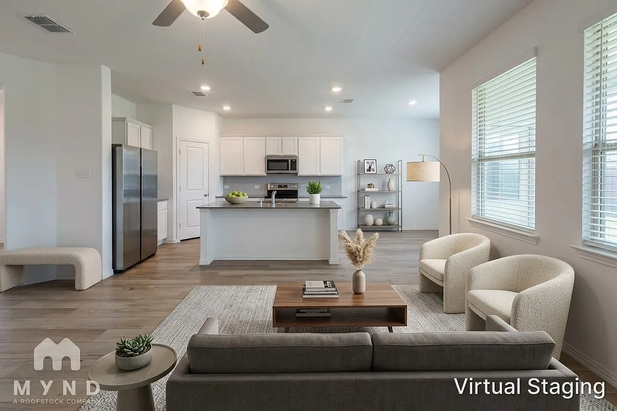 4 bed, 2.5 bath, 2348 sqft, $2,149 — Photo 3