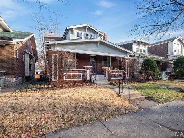 925 Dover Pl, Saint Louis, MO 63111