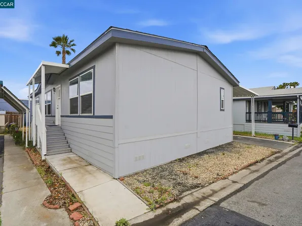 211 Aria Dr, Martinez, CA 94553